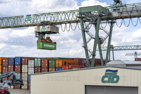 Port of Dortmund, Container Terminal Dortmund CTD, trimodal terminal, transport by rail, road and waterway, Dortmund-Ems Canal, North Rhine-Westphalia, Germany, Europe
