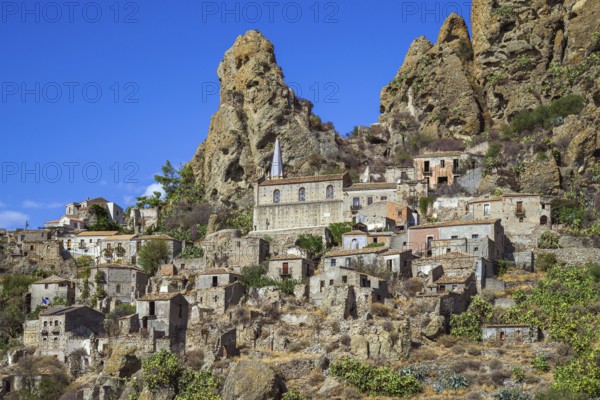 Ghost Town, Pentedattilo Village, Calabria, Italy, Europe