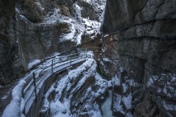 Winter, snowy landscape, hiking trail through the Breitachklamm gorge near Oberstdorf, Oberallgäu, Allgäu, Bavaria, Germany, Europe