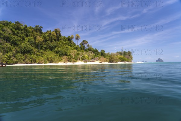 Dream beach Ao-niang on the island of Koh Kradan in the Andaman Sea, voted the most beautiful beach in the world in 2023, Thailand, Asia