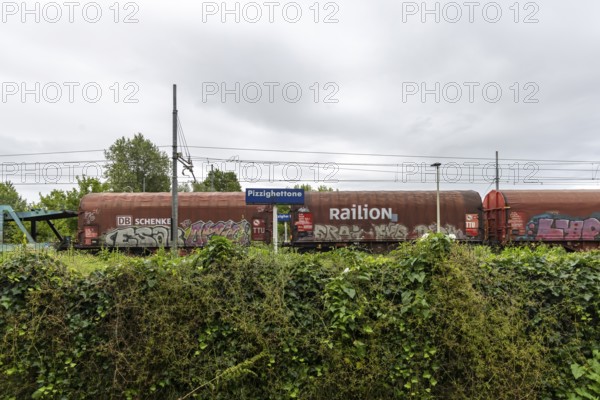Railway station, Stazione di Pizzighettone with a goods train operated by the logistics company Railion, now DB Schenker Rail. Pizzighettone, Lombardy, Italy, Europe