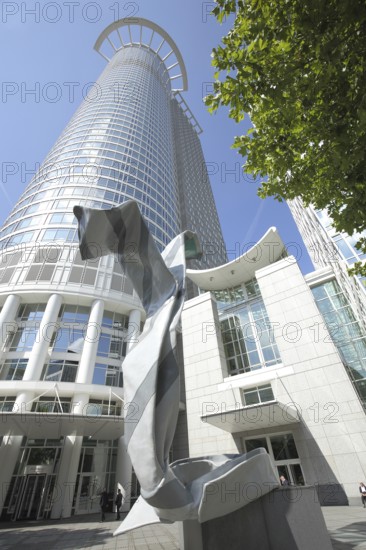 Sculpture Inverted collar and tie by Claes Oldenburg 1994 and view up to Westend Tower 208m, tie, Frankfurt, Hesse, Germany, Europe