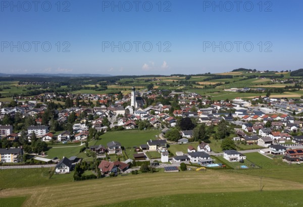 Drone shot, panorama shot, agricultural landscape, Sankt Georgen im Attergau, Salzkammergut, Hausruckviertel, Upper Austria, Austria, Europe