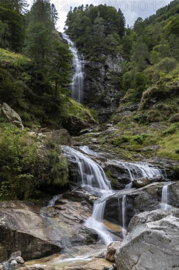 Froda Waterfall, Cascata La Froda, Sonogno, Verzasca Valley, Valle Verzasca, Canton Ticino, Switzerland, Europe