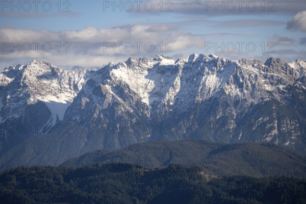 Mountain peak of the Karwendel mountains with snow in autumn, mountain panorama, view from Kramerspitz, Bavarian Prealps, Bavaria, Germany, Europe