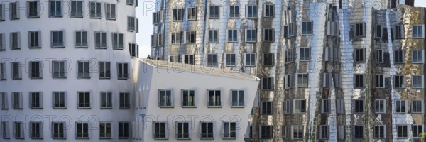Gehry buildings, Media Harbour, Neuer Zollhof, Düsseldorf, North Rhine-Westphalia, Germany, Europe
