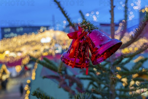 Pre-Christmas season, Christmas market on Kennedyplatz in the city centre of Essen, Christmas tree decorations, North Rhine-Westphalia, Germany, Europe