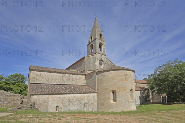 Romanesque abbey Le Thoronet, monastery church, monastery complex, Cistercian abbey, Var, Provence, France, Europe