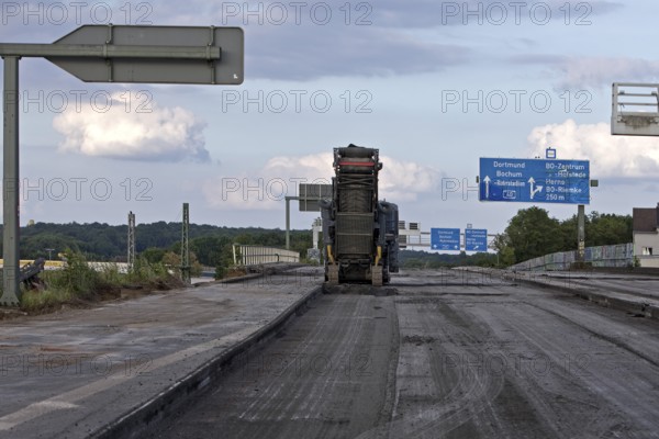 Construction work on the A 40 motorway, full closure until November 2024, Bochum, North Rhine-Westphalia, Germany, Europe