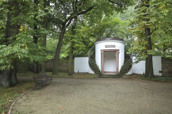 Park with Goethe Temple Goethe Temple, Pavilion, Sachsenhausen, Main, Frankfurt, Hesse, Germany, Europe