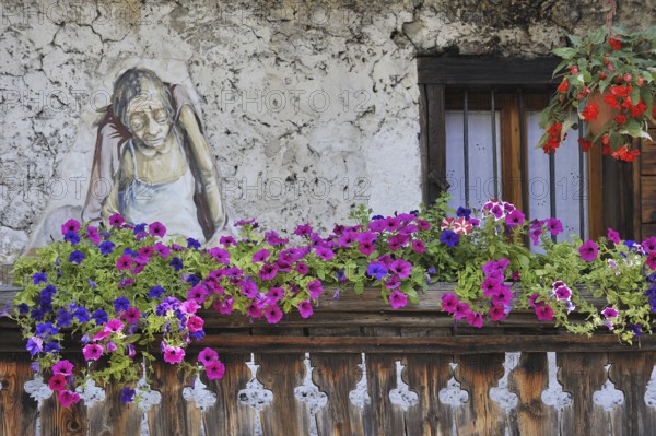 Murals on houses at Cibiana di Cadore, Dolomites, Italy, Europe