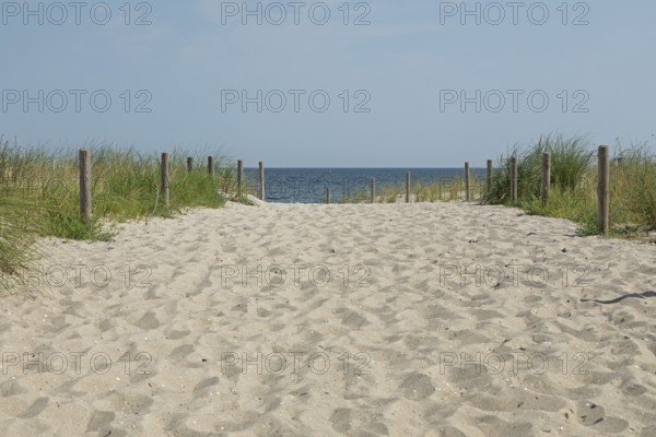 Beach access, south beach, Göhren, Rügen Island, Mecklenburg-Western Pomerania, Germany, Europe