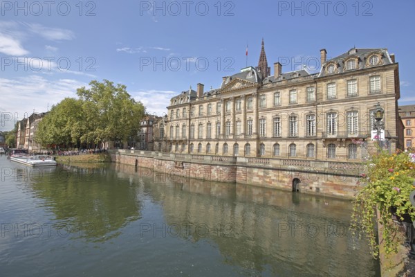 Historic Palais Rohan built in 1742 and the River Ill, Grande Île, Strasbourg, Bas-Rhin, Alsace, France, Europe