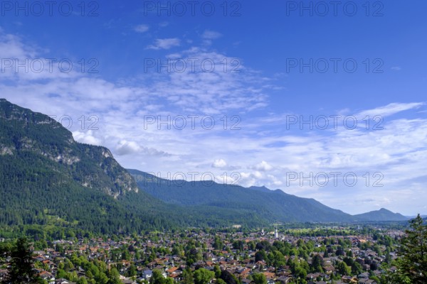 From the Rissersee to Garmisch-Partenkirchen in front of the Kramer, Upper Bavaria, Bavaria, Germany, Europe