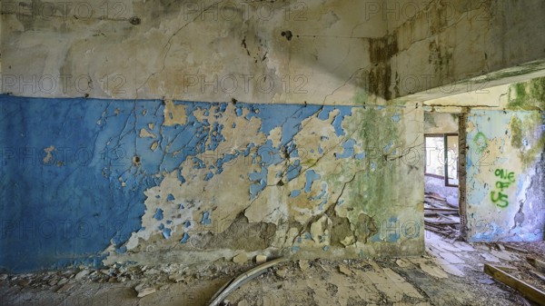 Blue and white peeling wall in a dilapidated room with partially visible graffiti, Lost Place, Former Santorium, Tuberculosis Centre 1947-1970, Former Italian Colonial Settlement, Eleousa, Campochiaro, Rhodes, Dodecanese, Greek Islands, Greece, Europe
