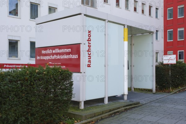 Smoking box at Knappschaftskrankenhaus, Knappschaft Kliniken, Klinikum Westfalen, Dortmund, Ruhr area, North Rhine-Westphalia, Germany, Europe