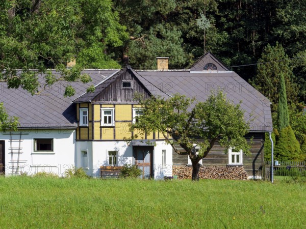 Old half-timbered houses, villages and green countryside, Marenice, Lusatian Mountains, Bohemia, Czech Republic, Europe