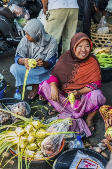 Traditional authentic food market, vendor, woman, fruit, vegetable, fresh, food, nutrition, sale, trade, bazaar, authentic, disease vector, food law, food control, stall, Asian, vegetable market, local, hygiene, virus, tradition, traditional, health, marketplace, market hall, tropical, travel, tourism, culture, poverty, presentation, cleanliness, person, Muslim, Islam, Lombok, Indonesia, Asia
