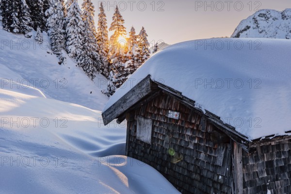 Hut, sunrise snow tour on the Tegelberg in the Allgäu in Bavaria. Winter Wonder Land, Germany, Europe