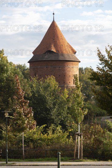 Castle tower in Plau am See, part of a fortification built in 1449 to stop the raids of Brandenburg knights, Plau am See, Mecklenburg-Vorpommern, Germany, Europe