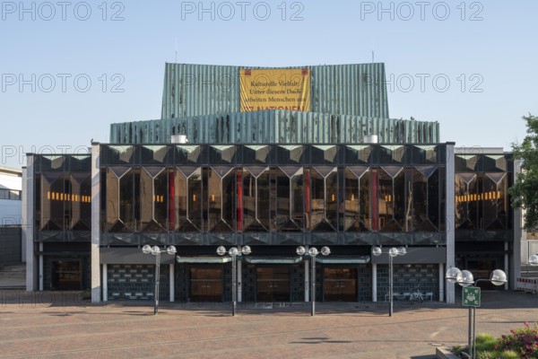 Krefeld, municipal theatre (Gerhard Graubner 1963) on Theaterplatz