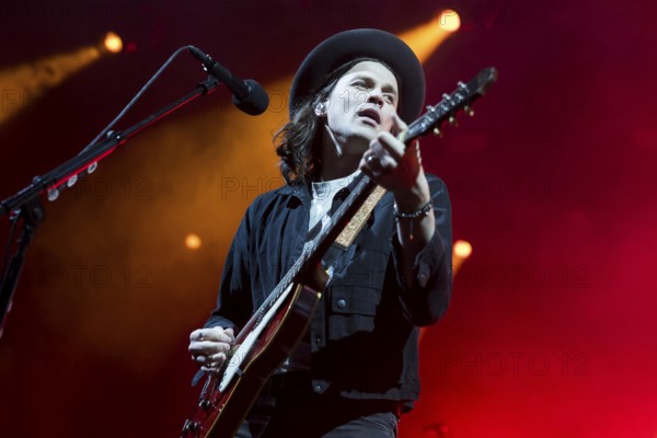 James Bay live on Up All Night Tour at the Columbiahalle in Berlin on 19.01.2025