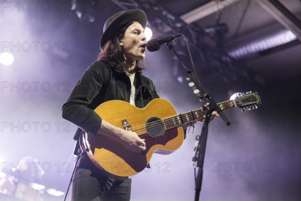James Bay live on Up All Night Tour at the Columbiahalle in Berlin on 19.01.2025