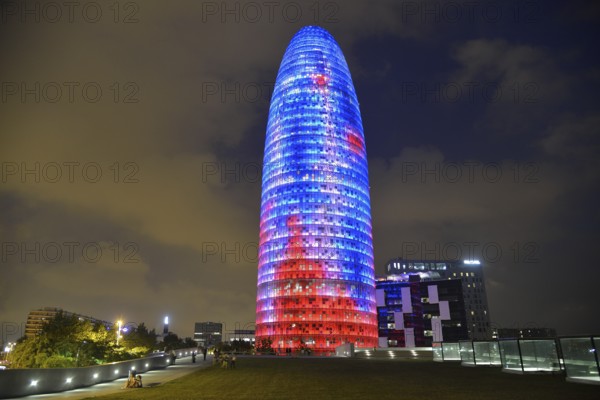 Torre Agbar, architect Jean Nouvel, at dusk, Avinguda Diagonal, Barcelona, ??Catalonia, Spain, Europe