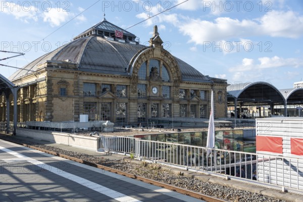 Halle Central Station, historic station concourse with large glass windows and a clock, Halle, Saxony-Anhalt, Germany, Europe
