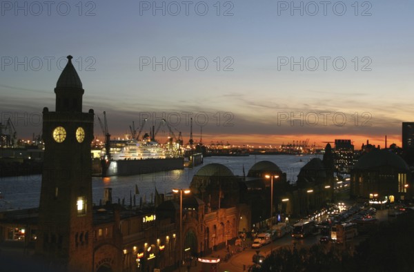 Germany, Hamburg, Harbour, Landungsbrücken, Night shot, Hamburg, Hamburg, Federal Republic of Germany, Europe