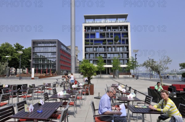 Cafe, Elisabeth-Treskow-Platz, Rheinauhafen, Cologne, North Rhine-Westphalia, Germany, Europe