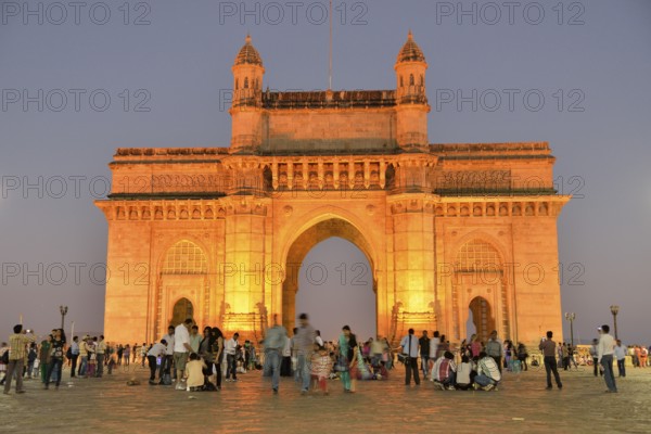 Gateway of India monument, landmark of Mumbai, Mumbai, Maharashtra, India, Asia