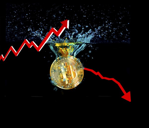 Symbolic image, insecure digital currency, Bitcoin, resources, energy, industry, economy critical, stock market hype, stock market crash, payment, insolvency, wrong decisions, profit, profit slump, share prices, Germany as a business location, global economy, globalisation, environmental protection, mafia, Trump government, Bitcoin rally, cryptocurrency, electronic purse, wallet, crypto reserve, price development, stock market trading