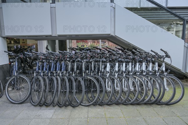 Bike hire, Europacenter, Budapester Straße, Charlottenburg, Charlottenburg-Wilmersdorf, Berlin, Germany, Europe