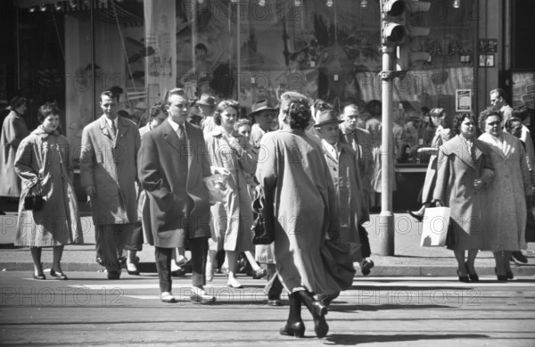 DEU, Germany, Dortmund: Personalities from politics, economy and culture from the years 50s Hanover. City centre ca. 1955-7, City, Europe