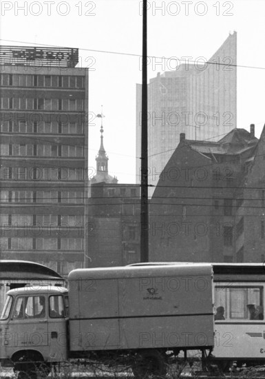 Life and Everyday Life in the GDR from 1.4. to 10.4.1974. City Scenes Leipzig