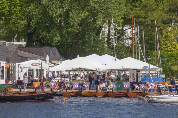 Boat hire and restaurant Bobby Reich on the Outer Alster in spring, Harvestehude, Winterhude, Hamburg, Germany, Europe