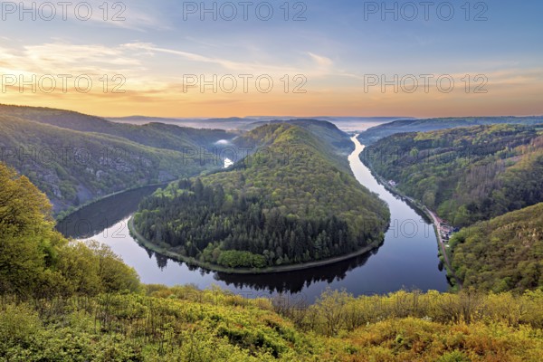 Sunrise over the Saar Loop in Mettlach in spring, Germany, Europe