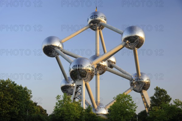 Atomium, iron molecule, World Exposition 1985, Heysel Plateau, Laeken, Brussels, Belgium, Europe