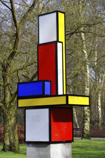 Josef Albers Museum Quadrat, sculpture by Piet Mondrian, Bottrop, Ruhr Area, North Rhine-Westphalia, Germany, Europe