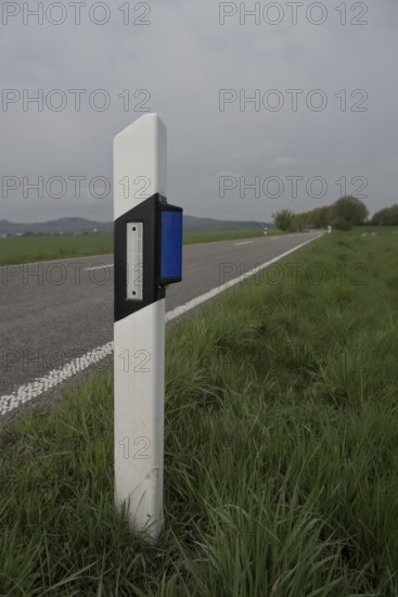 Game warning reflector, game warning device, Hohenlohe, Swabian Hall, Heilbronn-Franconia, Baden-Württemberg, Germany, Europe