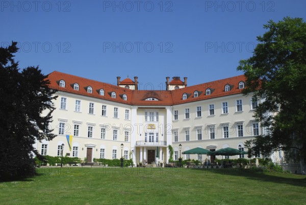 Lübbenau Castle, Lübbenau, Lower Lusatia, Lusatia, Brandenburg, Castle Hotel, Germany, Europe