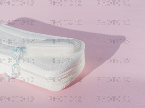 High view daily pads tampon