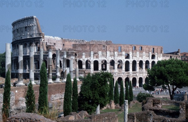 Colosseum and parts of Foro Romano, Rome, Italy, Landscape, horizontal, Ruins, ruins, Rome, Italy, Europe