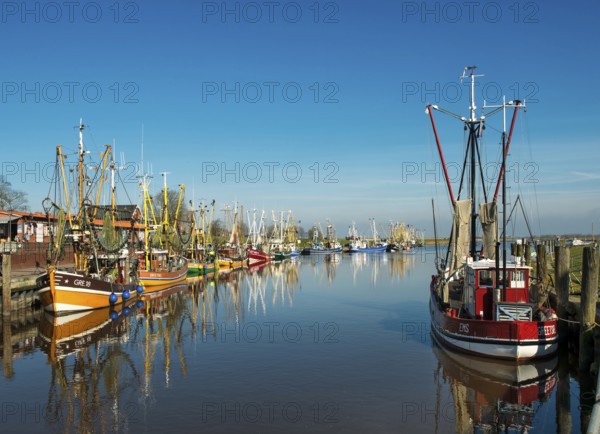 Harbor, Greetsiel, Trawler, Krummhörn, East Frisia, Lower Saxony, Germany, Europe