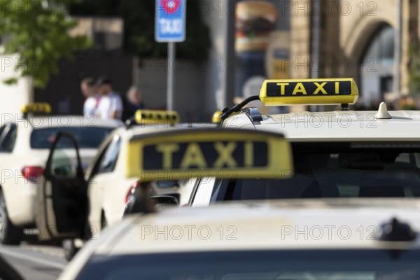Detailed view, sign of a waiting taxi at a taxi rank in Hamburg, Germany, Europe