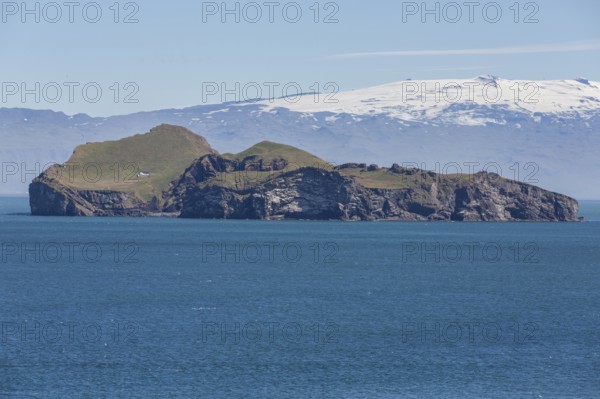 Ellidaey with Eyjafjallajökull, Westman Islands, Iceland, Europe