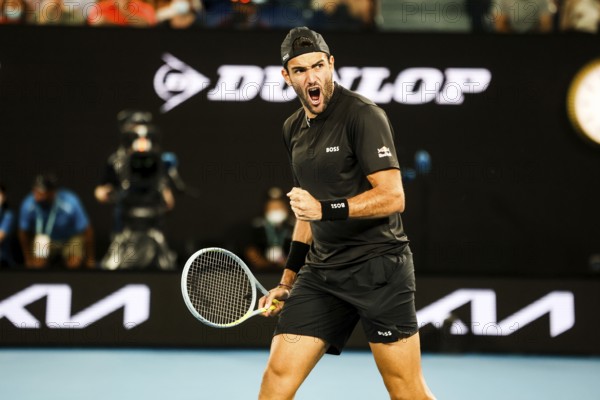 MELBOURNE, AUSTRALIA, JANUARY 23: Matteo Berrettini of Italy plays Pablo Carreño Busta of Spain on Day 7 of the 2022 Australian Open at Melbourne Park on January 23, 2022 in Melbourne, Australia, Oceania