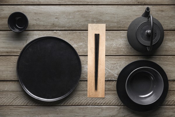 Top view plate with teapot chopsticks