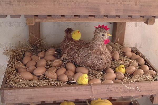 EASTER DECORATION WITH HEN, CHICK AND EGGS